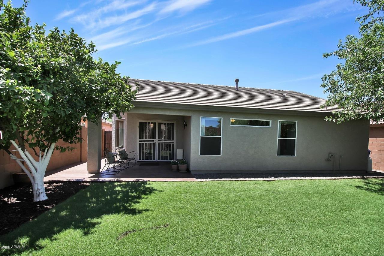 2120 East Danbury Road Phoenix, AZ 85022 - Photo 25 of 29 Backyard