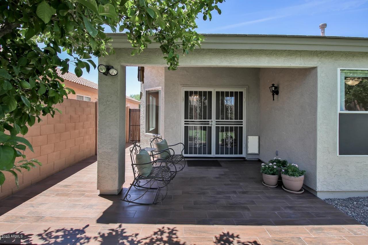 2120 East Danbury Road Phoenix, AZ 85022 - Photo 27 of 29 Patio