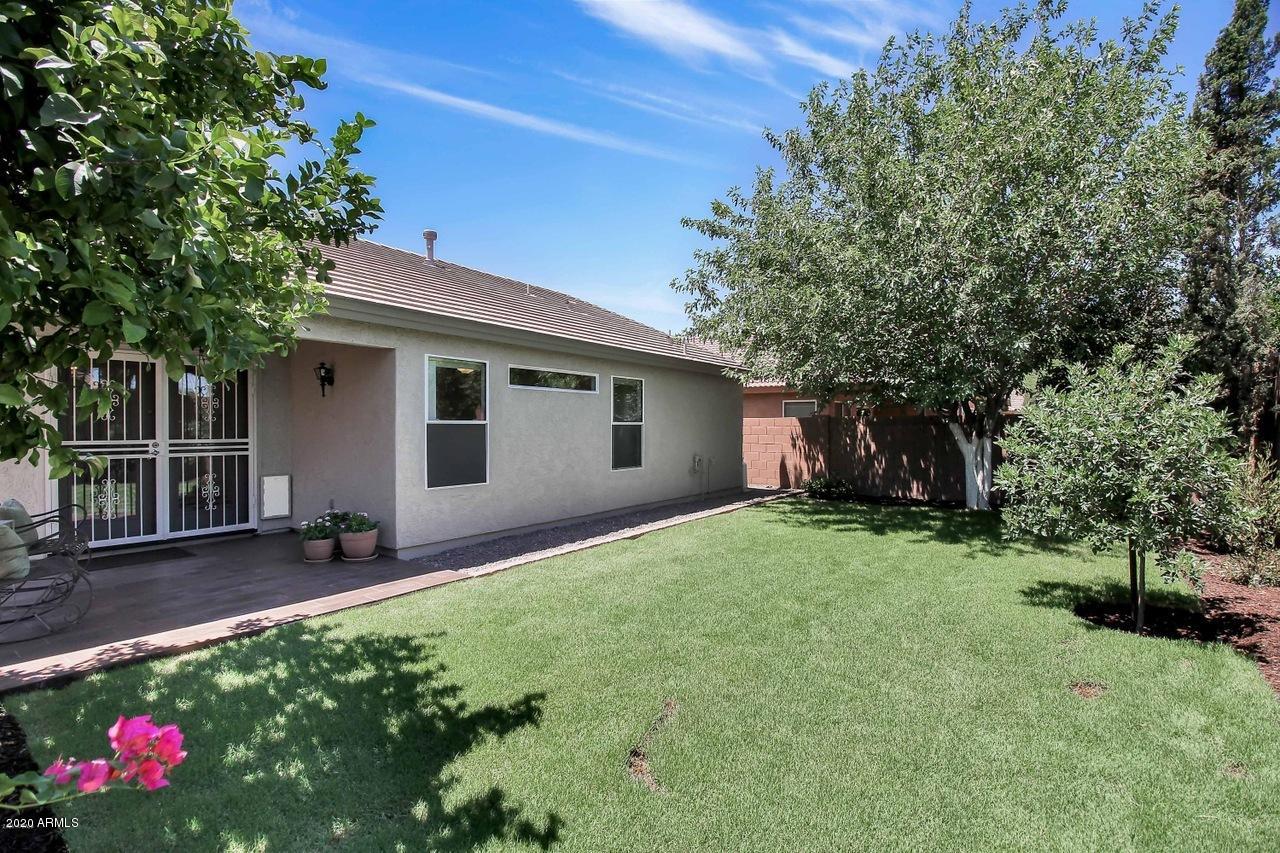 2120 East Danbury Road Phoenix, AZ 85022 - Photo 8 of 29 Yard