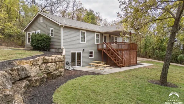 $460,000 | 11750 46th Street, Perry, KS 66073
