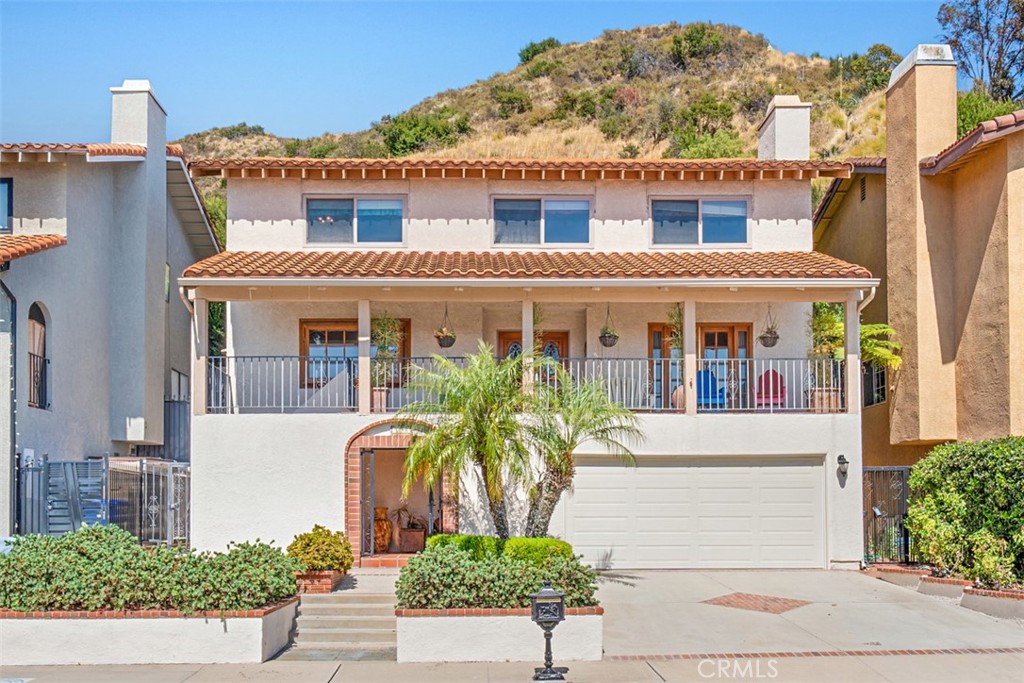 1746 Rudell Road Burbank, CA 91501 - Photo 6 of 41