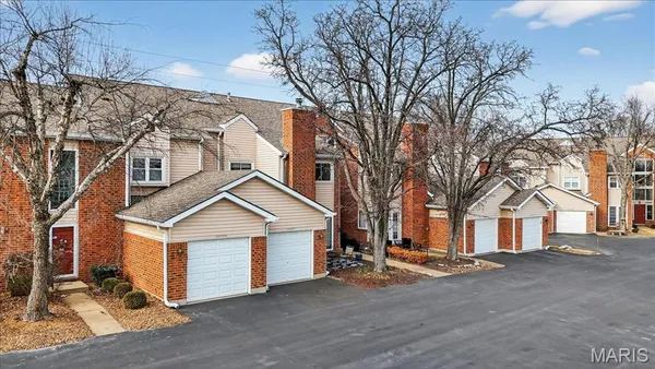 $154,900 | 1340 Holgate Drive, Unit G3, Ballwin, MO 63021