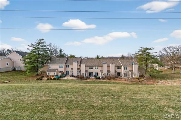 $154,900 | 1340 Holgate Drive, Unit G3, Ballwin, MO 63021