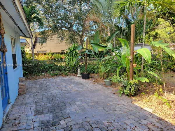 $1,790 | 125 Northwest 25th Street, Unit 129, Wilton Manors, FL 33311