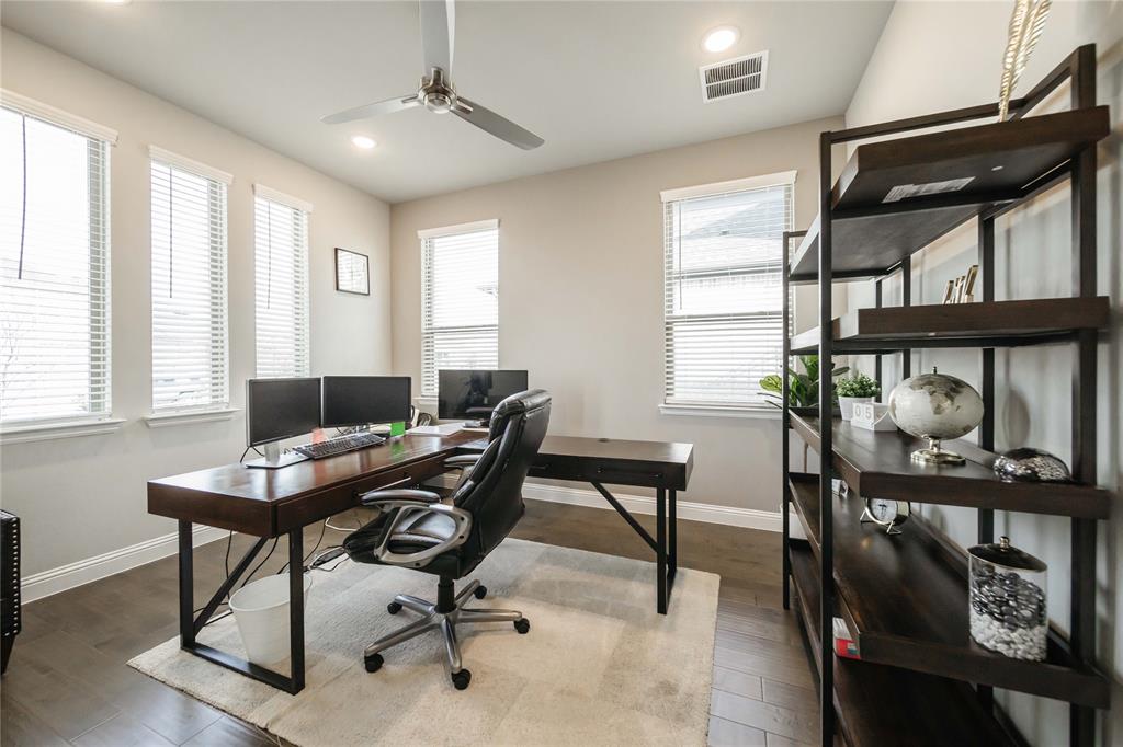 15634 Tea Tree Road Frisco, TX 75033 - Photo 3 of 40