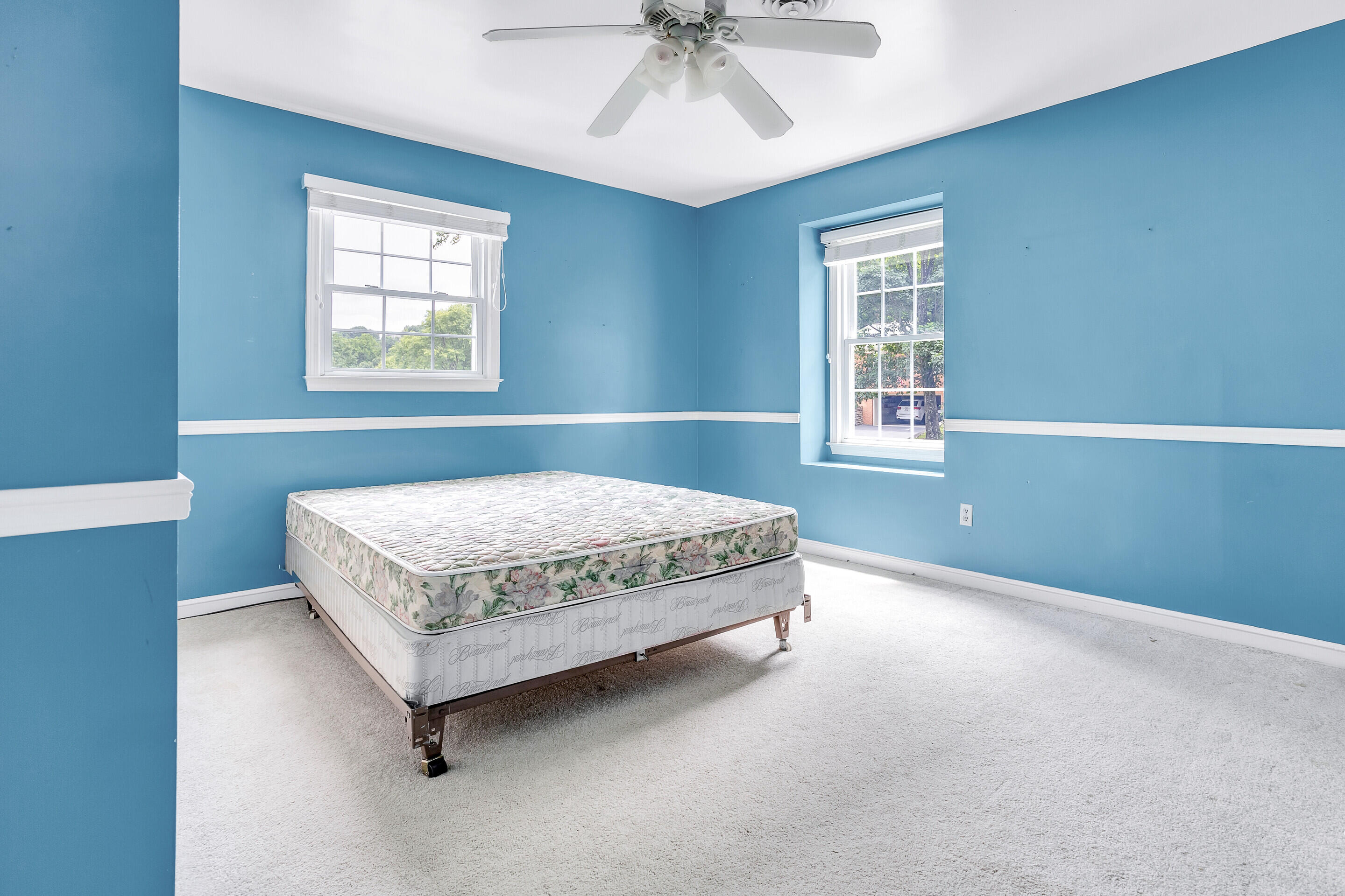 6062 Burnham Road Roanoke, VA 24018 - Photo 22 of 33 27_6062_Burnham27_mls