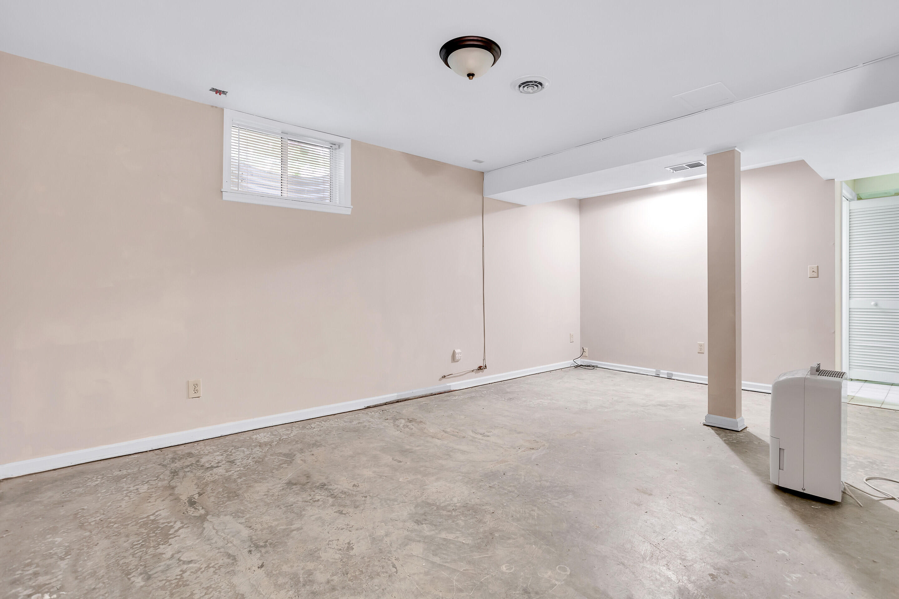 6062 Burnham Road Roanoke, VA 24018 - Photo 24 of 33 29_6062_Burnham29_mls