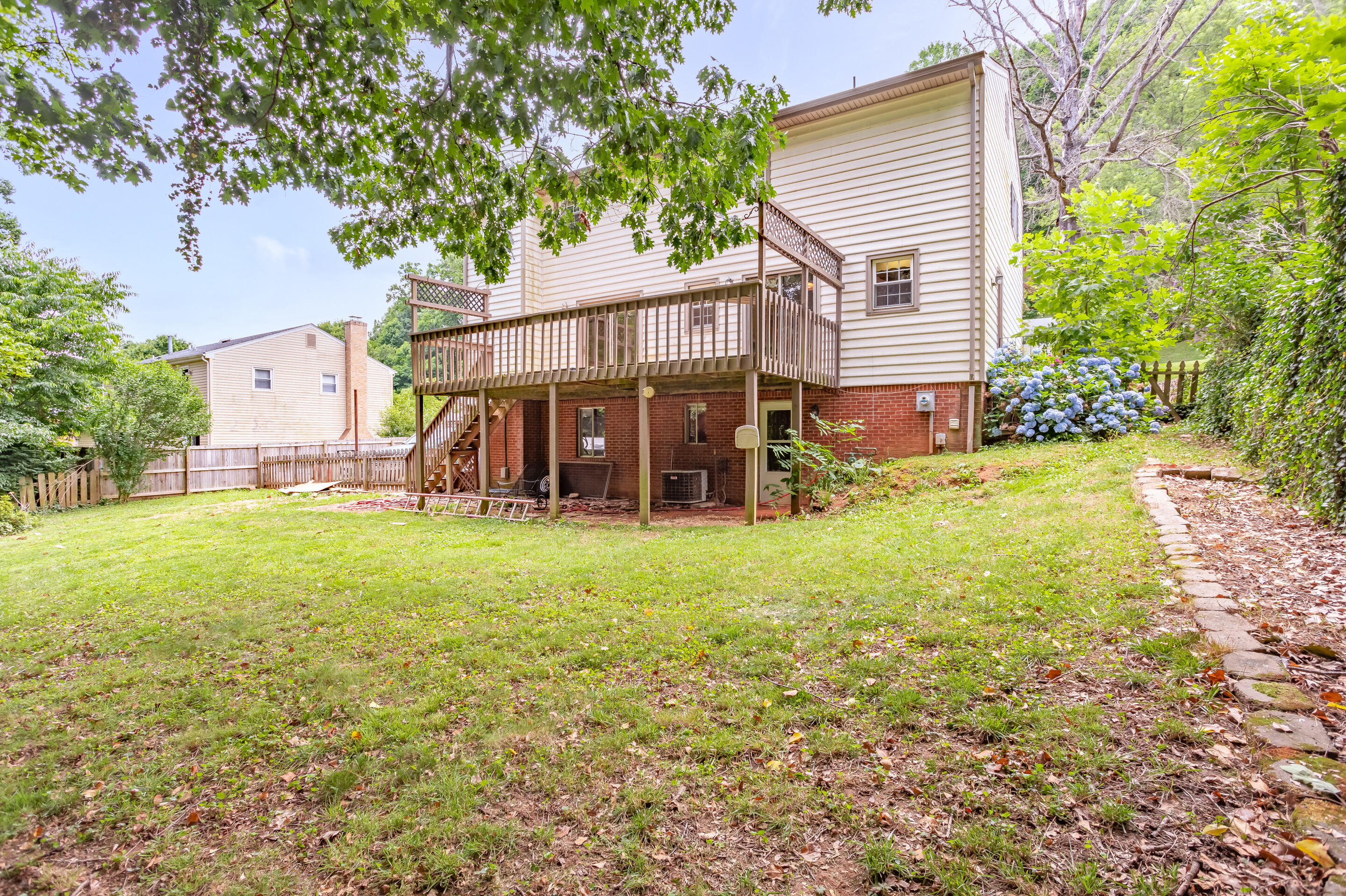 6062 Burnham Road Roanoke, VA 24018 - Photo 28 of 33 33_6062_Burnham33_mls