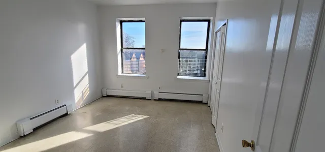 $1,369 | 99 Rutgers Avenue, Unit 2A, Jersey City, NJ 07305