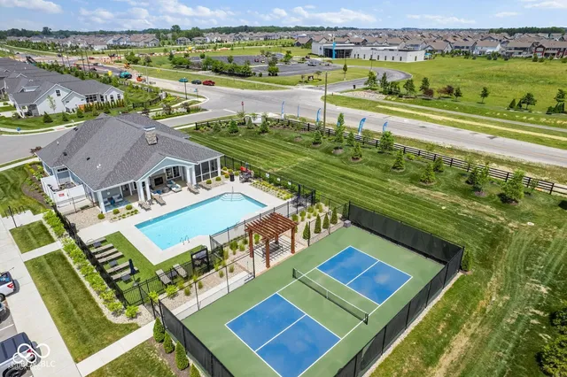 $754,000 | 2460 Collins Drive, Westfield, IN 46074