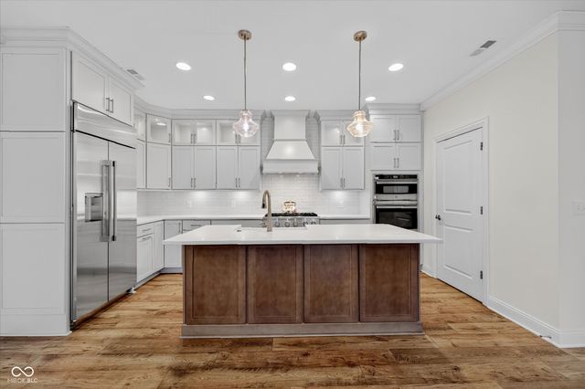 $754,000 | 2460 Collins Drive, Westfield, IN 46074