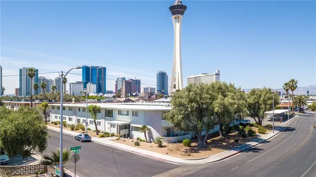 $1,215 | 1700 Rexford Drive, Unit 103, Las Vegas, NV 89104