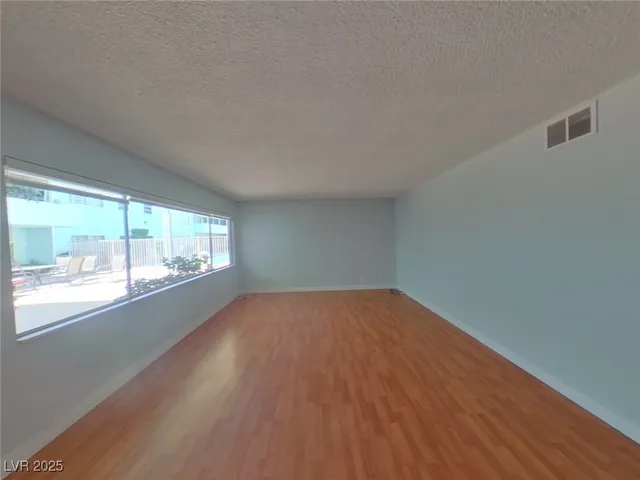 $1,215 | 1700 Rexford Drive, Unit 103, Las Vegas, NV 89104