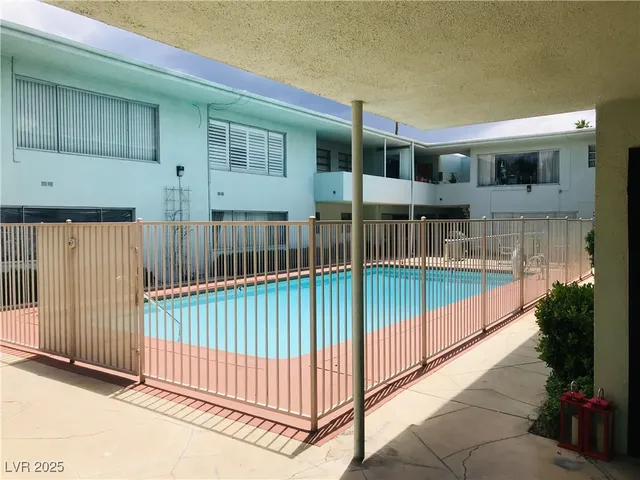 $1,215 | 1700 Rexford Drive, Unit 103, Las Vegas, NV 89104
