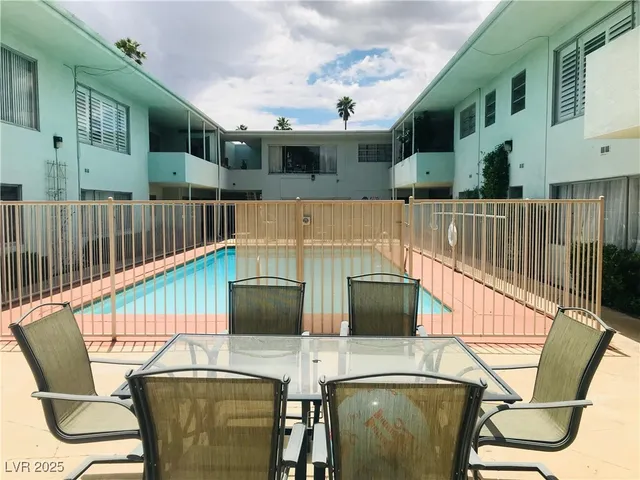 $1,215 | 1700 Rexford Drive, Unit 103, Las Vegas, NV 89104