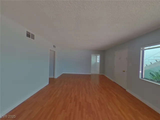 $1,215 | 1700 Rexford Drive, Unit 103, Las Vegas, NV 89104