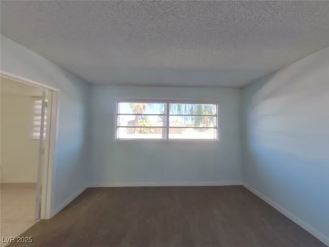 $1,215 | 1700 Rexford Drive, Unit 103, Las Vegas, NV 89104
