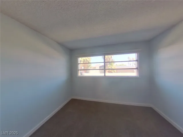 $1,215 | 1700 Rexford Drive, Unit 103, Las Vegas, NV 89104