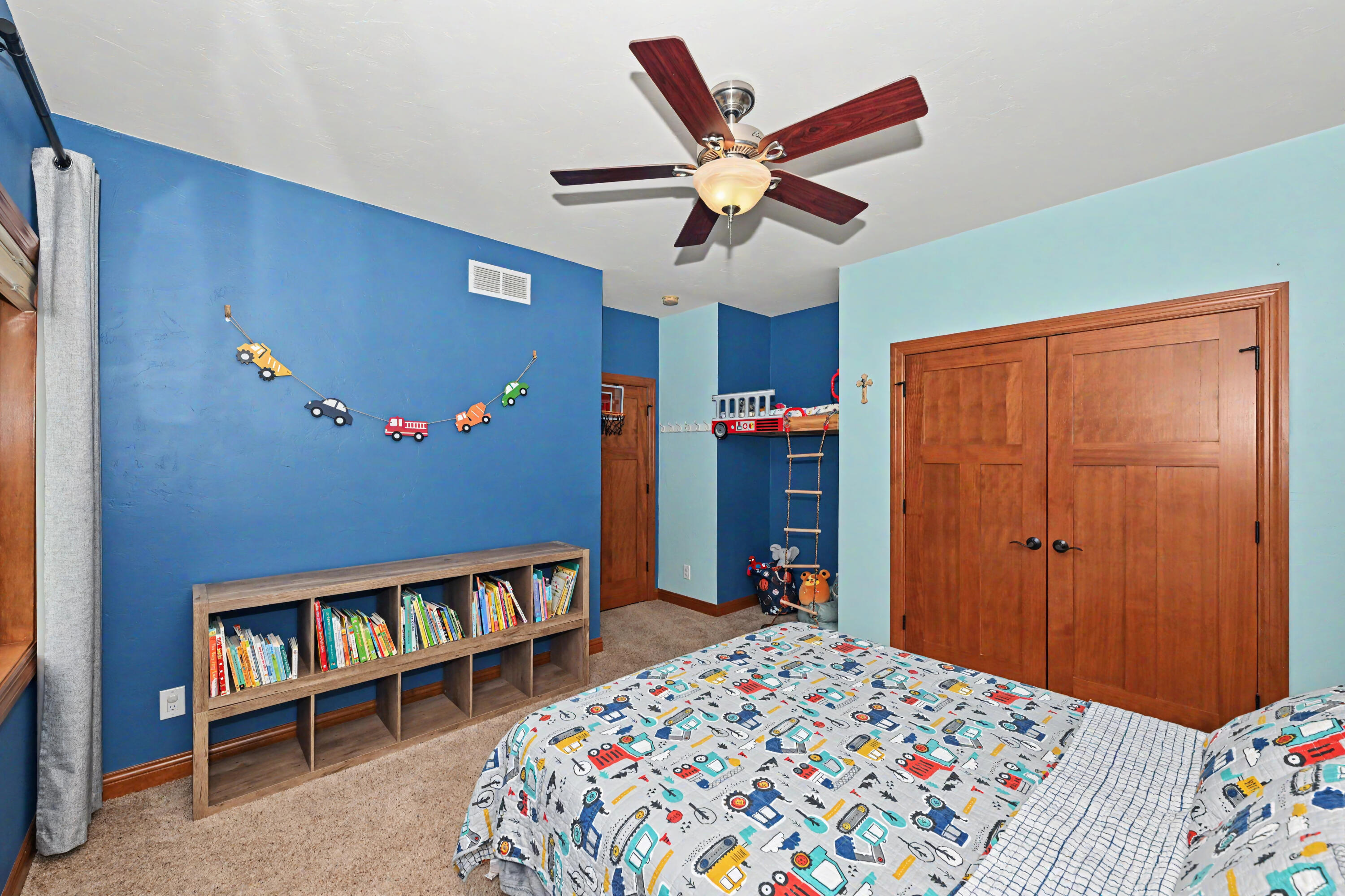 2635 Sunset Road Port Washington, WI 53074 - Photo 15 of 38 Bedroom #3