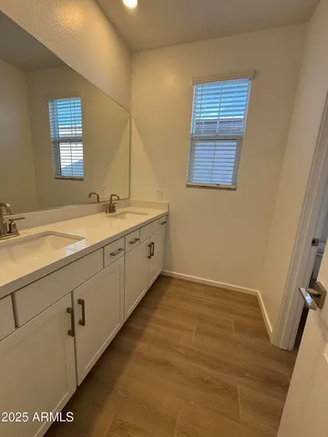 $2,950 | 26334 North 24th Glen, Phoenix, AZ 85085