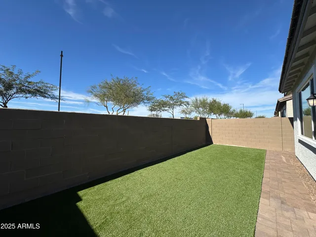 $2,950 | 26334 North 24th Glen, Phoenix, AZ 85085