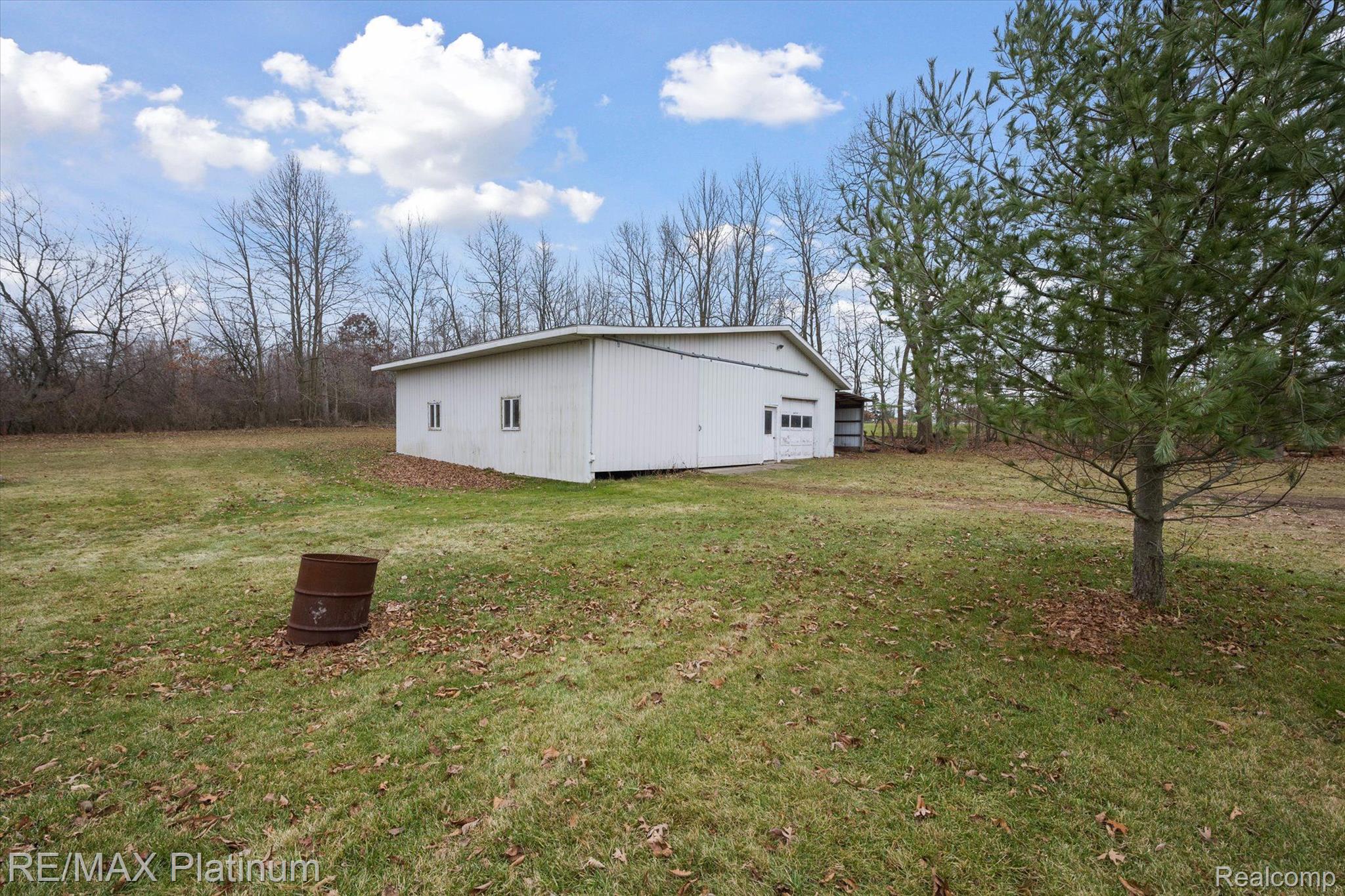 2783 South Ruess Road Owosso, MI 48867 - Photo 29 of 34 Pole Barn