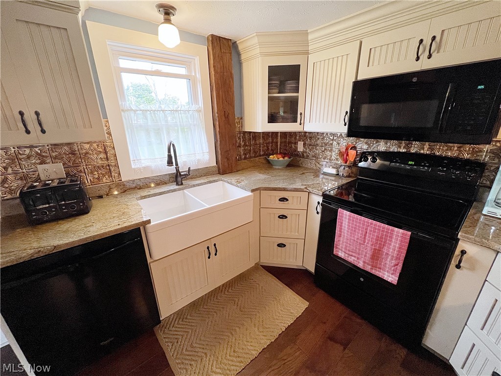 12464 Old State Road Huntsburg, OH 44046 - Photo 8 of 35 Gallery Image 8