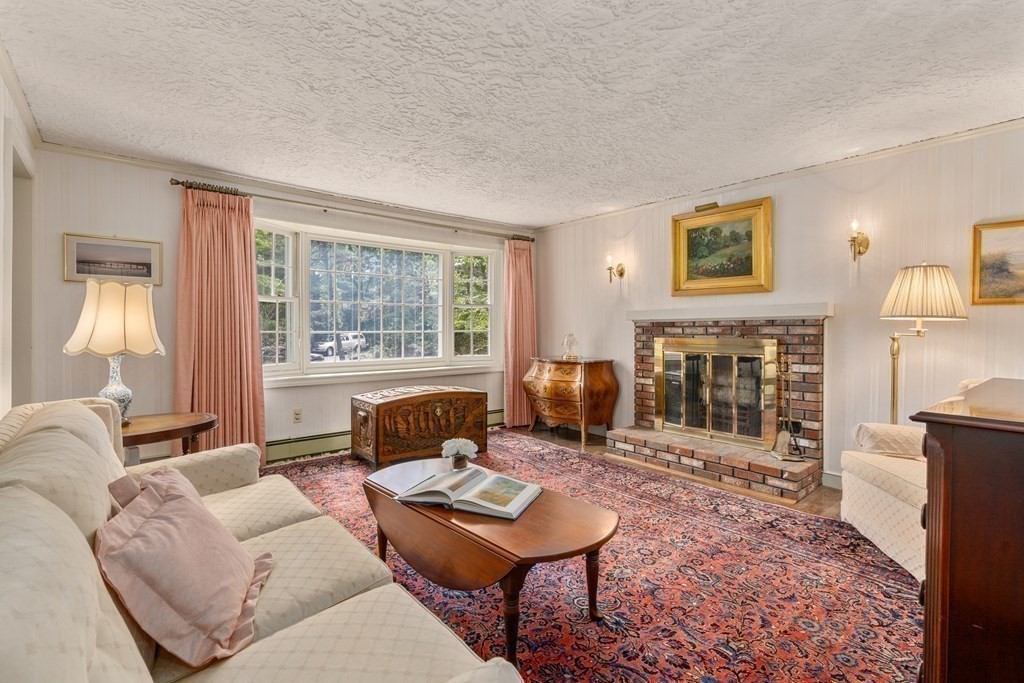 21 Village Gate Road Canton, MA 02021 - Photo 11 of 19 Gallery Image 11