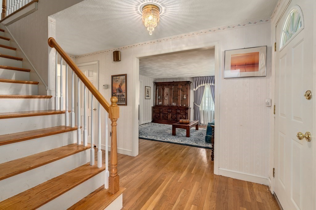 21 Village Gate Road Canton, MA 02021 - Photo 3 of 19 Gallery Image 3