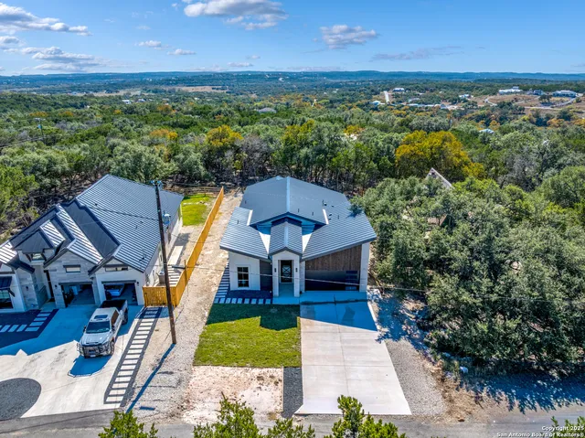 $470,000 | 1164 Winding Creek Trail, Spring Branch, TX 78070