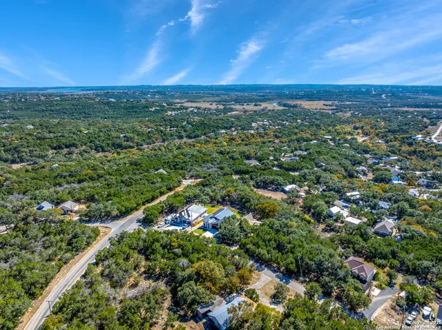 $470,000 | 1164 Winding Creek Trail, Spring Branch, TX 78070