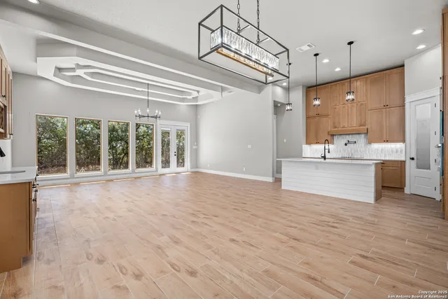 $470,000 | 1164 Winding Creek Trail, Spring Branch, TX 78070