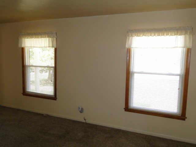 227 Hampton Road Columbia, TN 38401 - Photo 13 of 20 Living Room