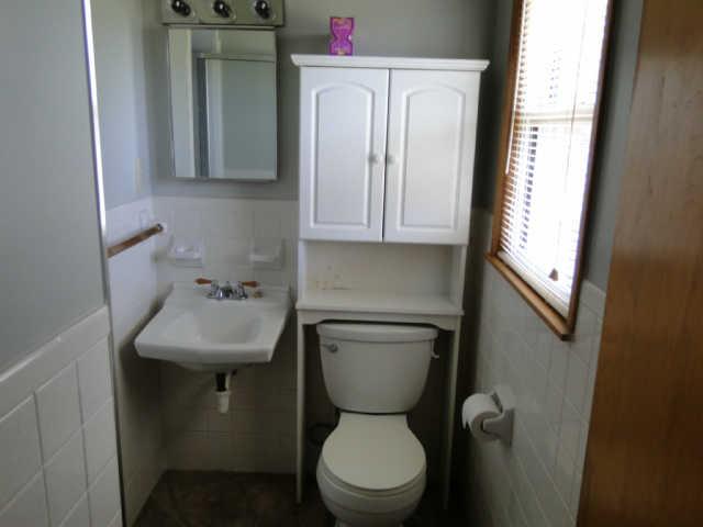 227 Hampton Road Columbia, TN 38401 - Photo 6 of 20 Bath in Master