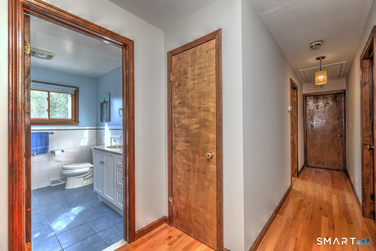 90 Brook Hill Road Hamden, CT 06514 - Photo 29 of 38