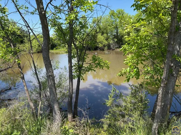$349,900 | 2016 Road 170, Emporia, KS 66801