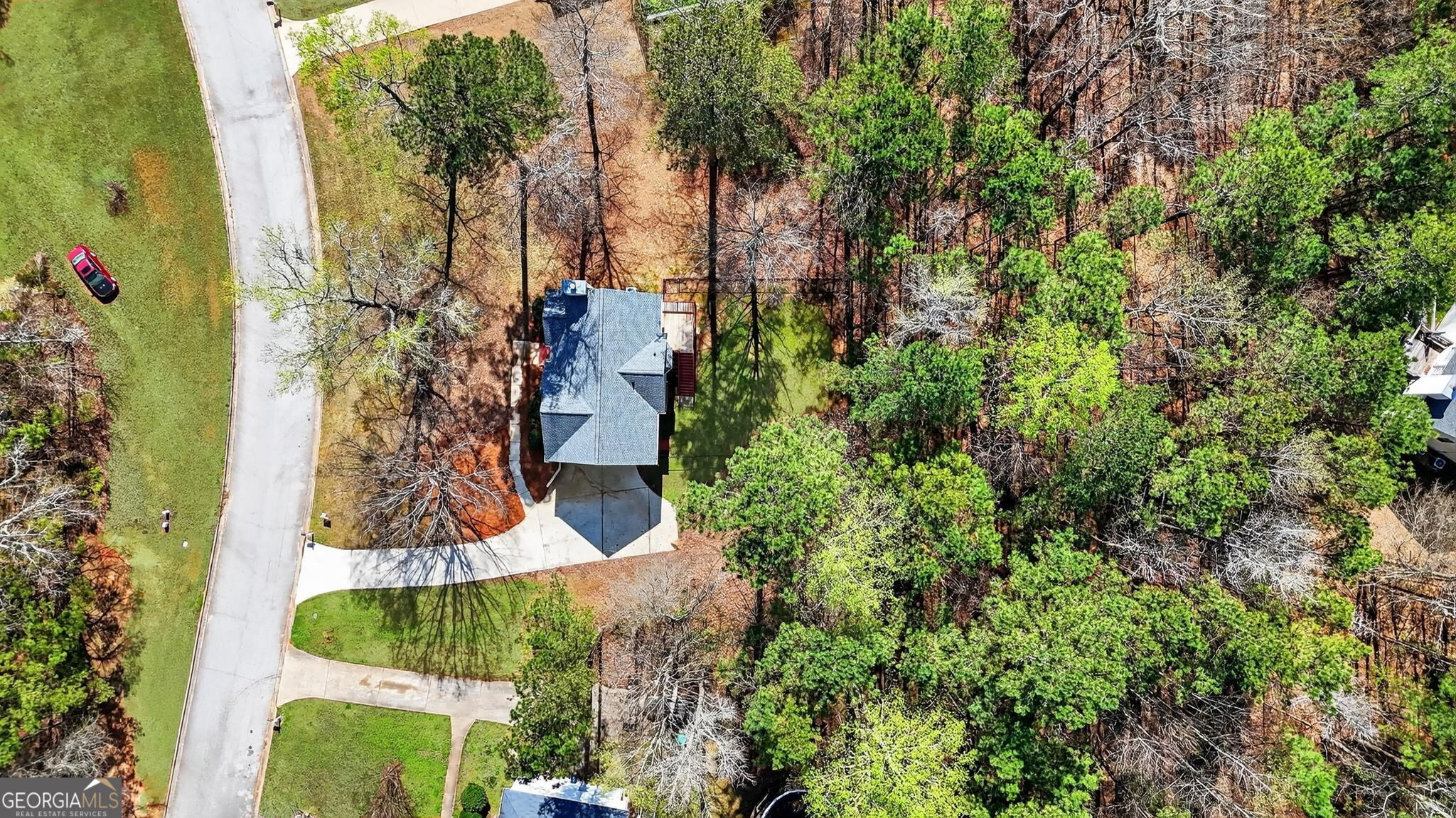 224 Stillwater Court Hampton, GA 30228 - Photo 43 of 44 an aerial view of a house