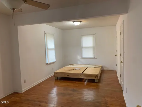 $1,500 | 204 Shaw's Pond Road, Four Oaks, NC 27524