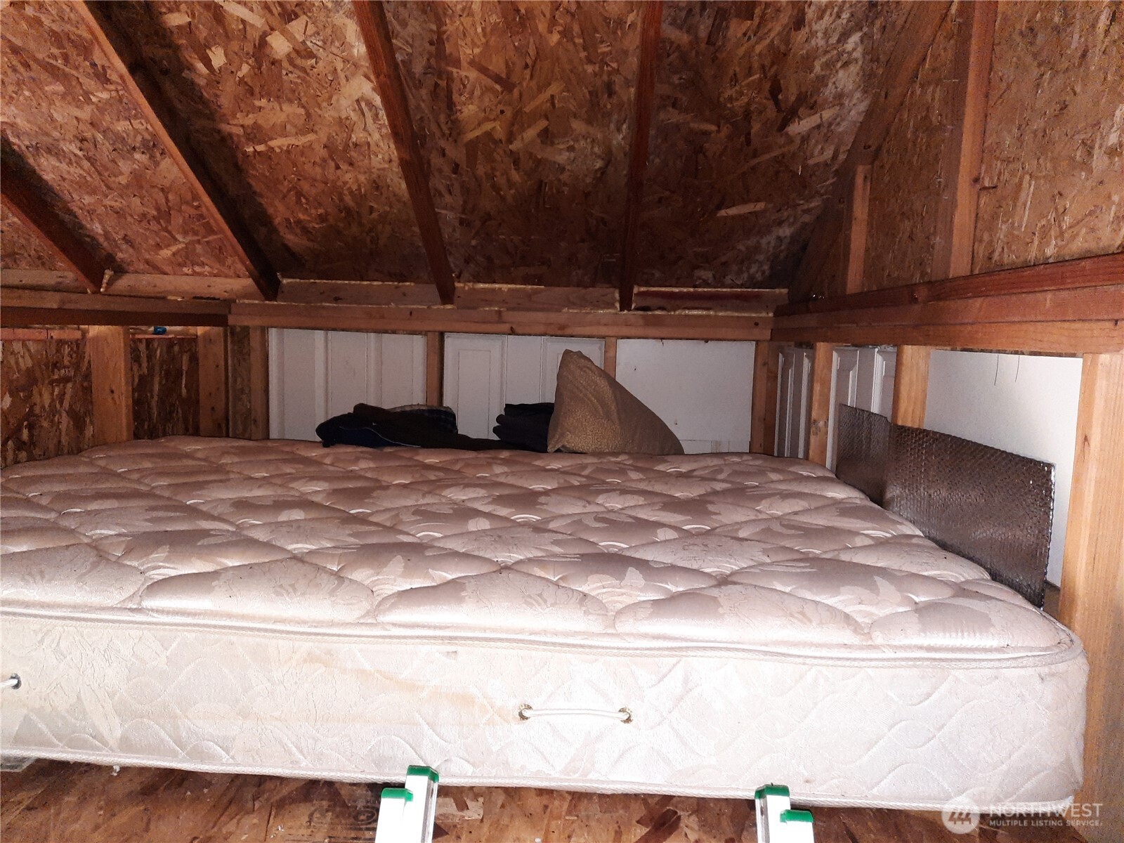 197 Cascade River Road Marblemount, WA 98267 - Photo 3 of 19 a view of a backyard