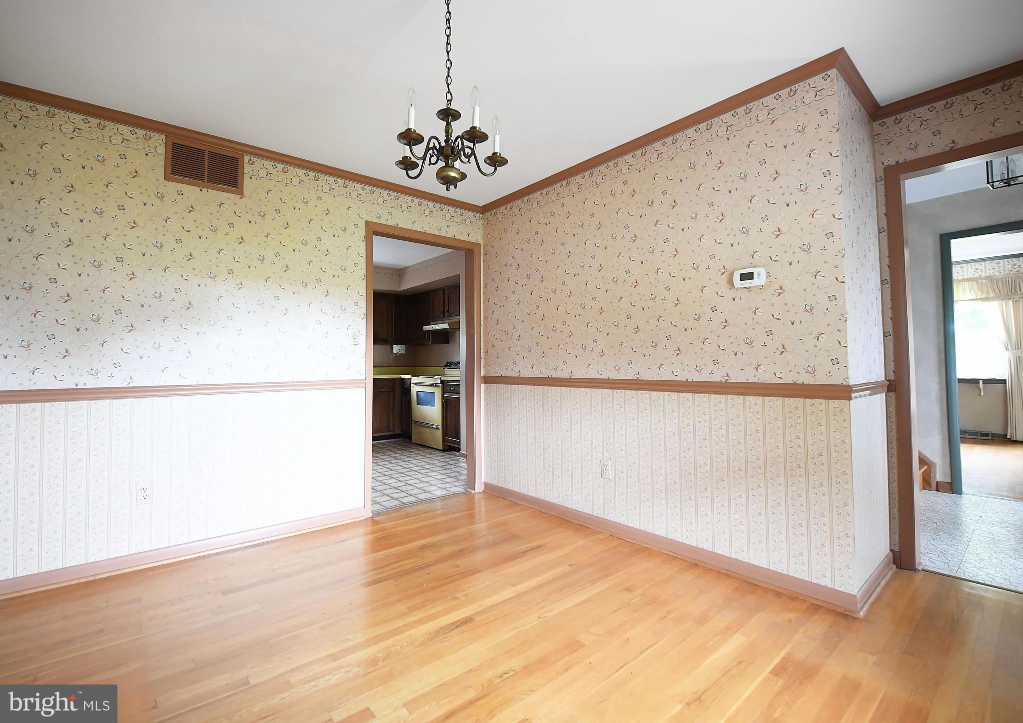 13524 Bottom Road Hydes, MD 21082 - Photo 38 of 64 Dining room Hardwood