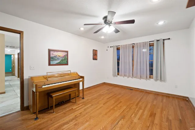 $210,000 | 312 West Curless Street, Swayzee, IN 46986