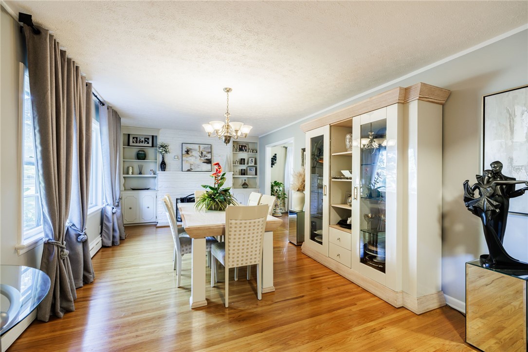 127 Wyndham Road Irondequoit, NY 14609 - Photo 11 of 39