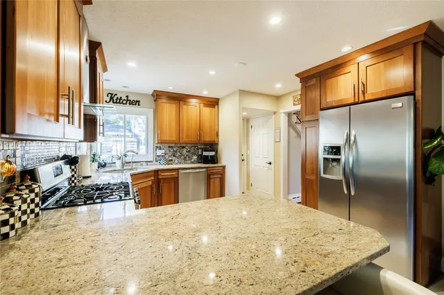 $376,000 | 127 Wyndham Road, Irondequoit, NY 14609