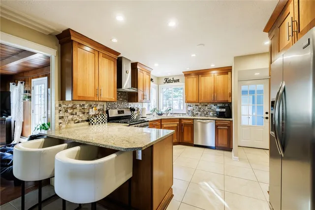 $376,000 | 127 Wyndham Road, Irondequoit, NY 14609