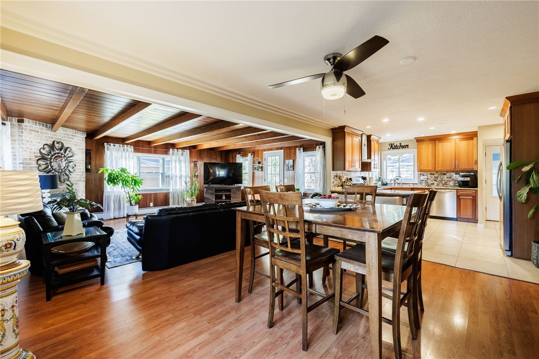 127 Wyndham Road Irondequoit, NY 14609 - Photo 17 of 39