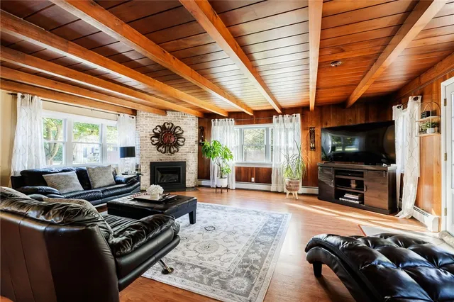 $376,000 | 127 Wyndham Road, Irondequoit, NY 14609