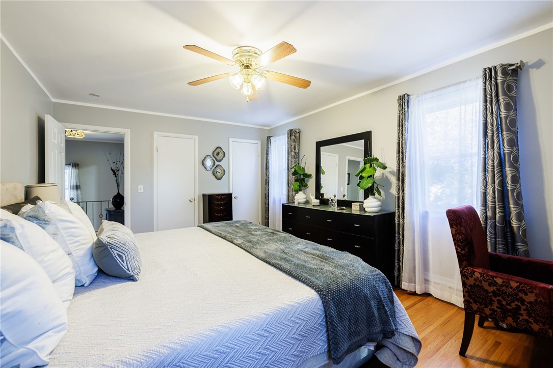 127 Wyndham Road Irondequoit, NY 14609 - Photo 23 of 39