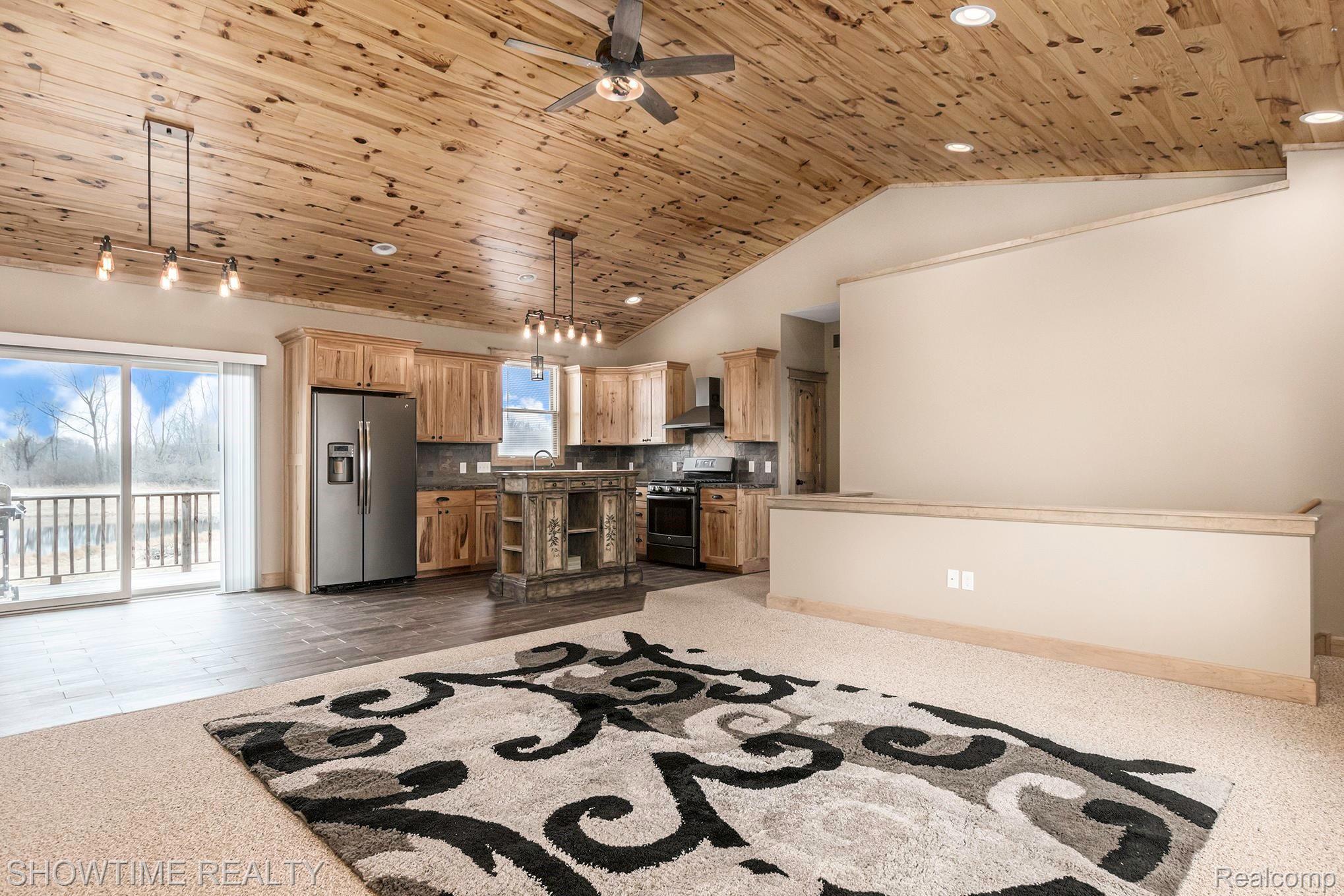 330 Wheeling Road Imlay City, MI 48444 - Photo 9 of 23 IMG_1035.jpg
