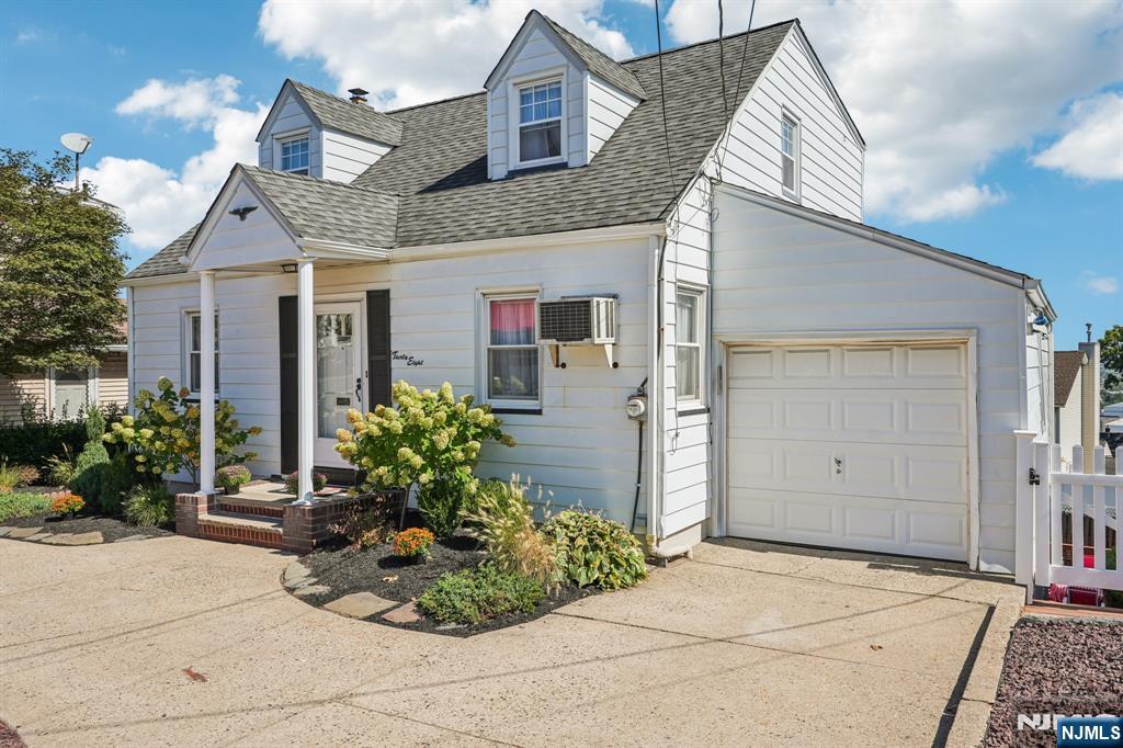 38 Hackensack Street Wood-Ridge, NJ 07075 - Photo 3 of 31