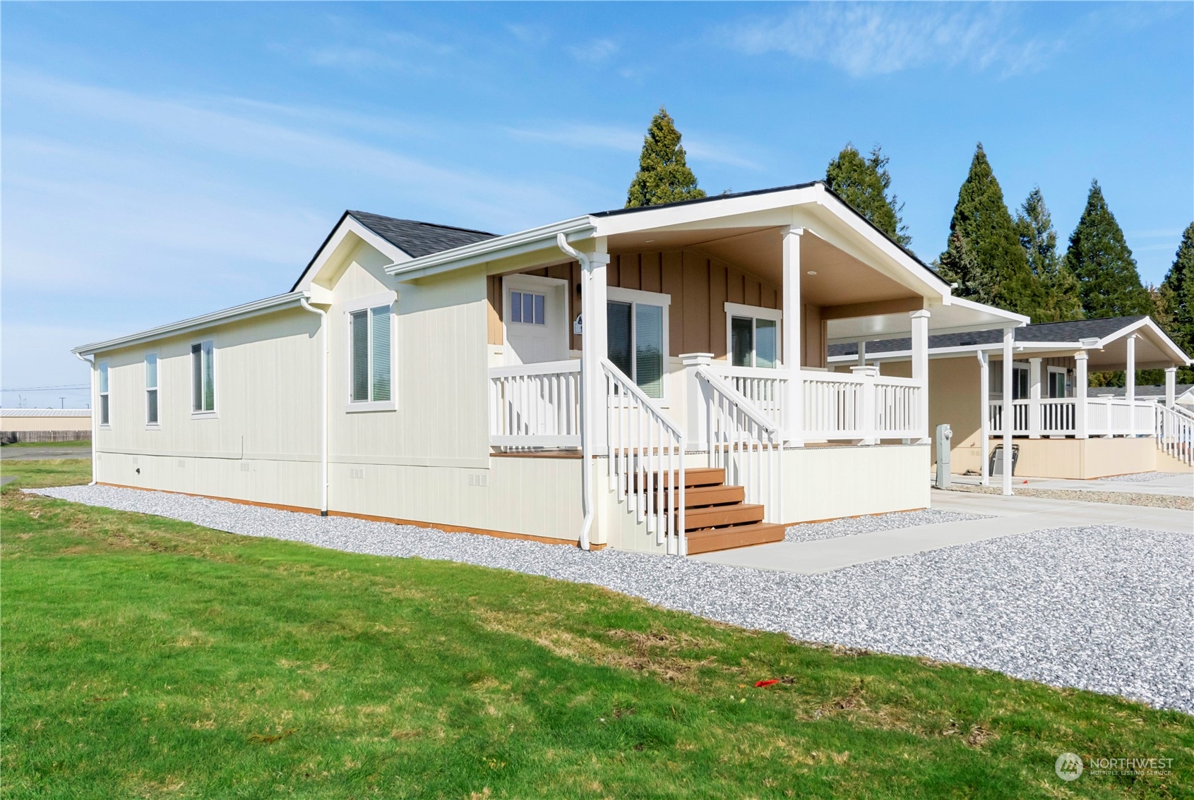 943 Pine Drive Enumclaw, WA 98022 - Photo 3 of 21 a front view of a house with a yard